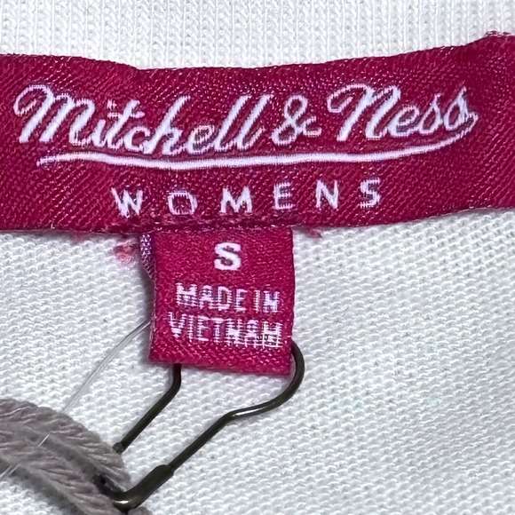 Rare Mitchell Ness Houston Astros 2017 World Series Champs T Shirt Women Sm NWT - Picture 3 of 12